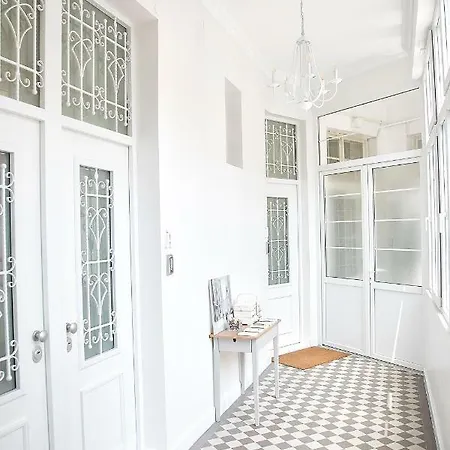 Apartment Brant New Sava Mala Centar Apartmana 30m2 Belgrade