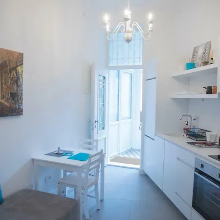 Brant New Sava Mala Centar Apartmana 30m2 Διαμέρισμα